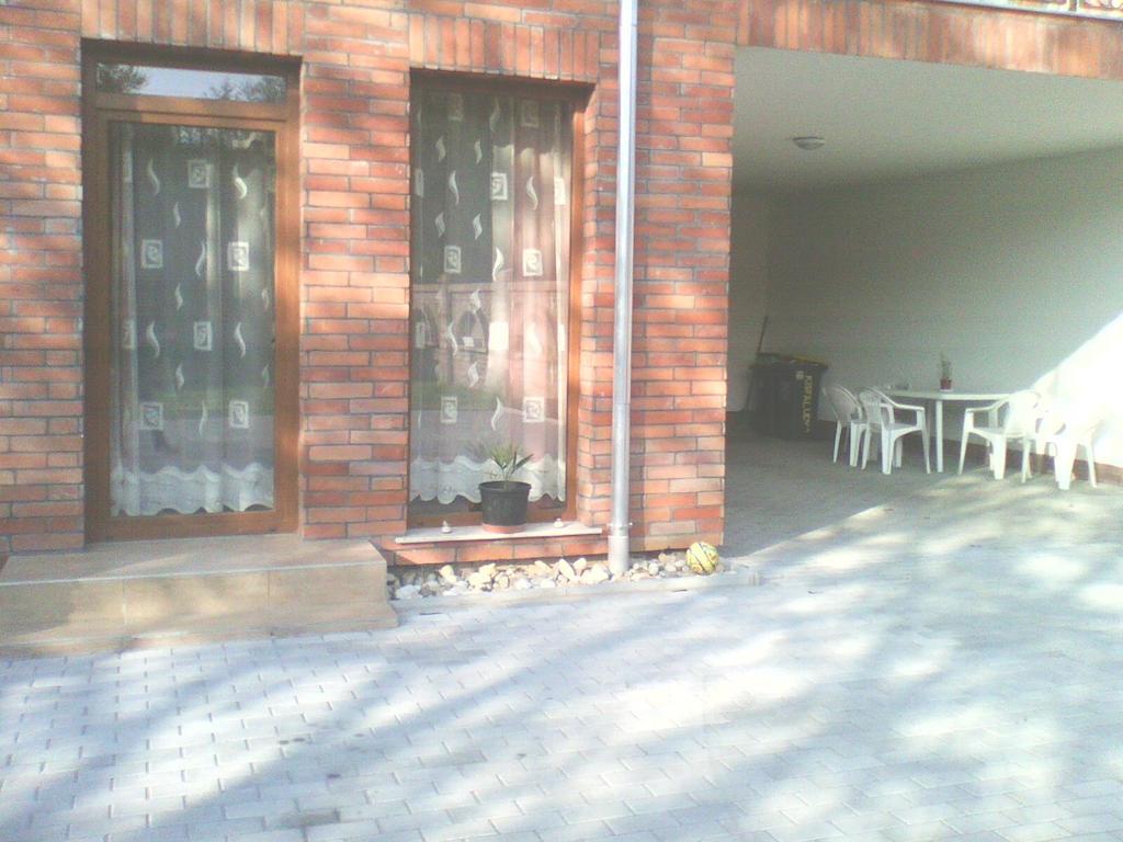 Sárvár Bastya Apartmanhaz מראה חיצוני תמונה